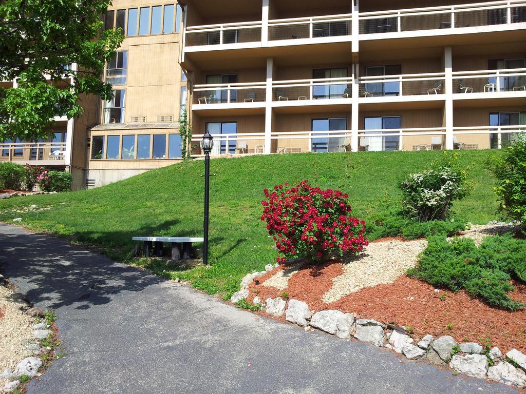 Inn at Grand Glaize Osage Beach Bagian luar foto