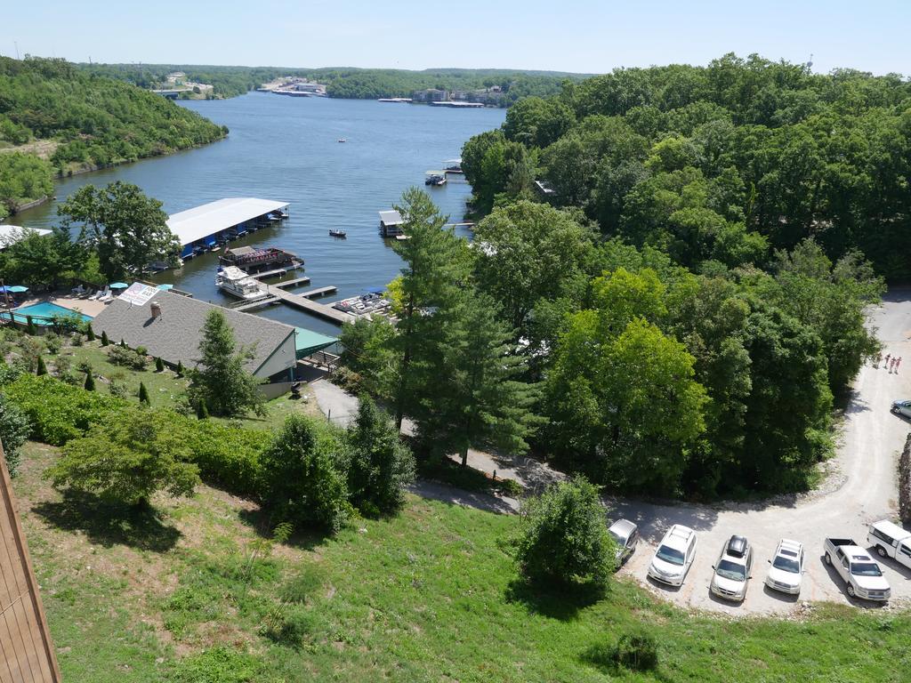 Inn at Grand Glaize Osage Beach Bagian luar foto