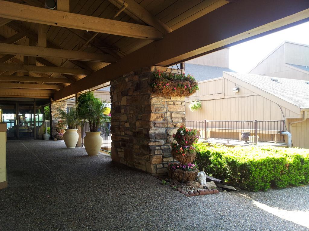 Inn at Grand Glaize Osage Beach Bagian luar foto